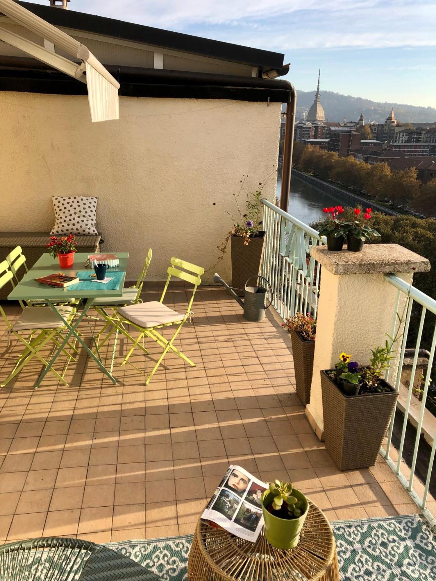 Attico Ellen Terrazza Con Vista Apartment Turin Exterior photo